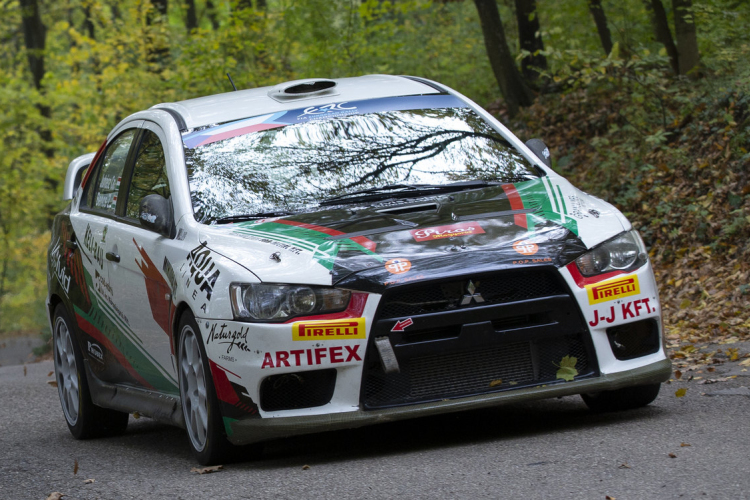 Drukkolunk egy kis esőért, a Nézők szurkoljanak nekünk!