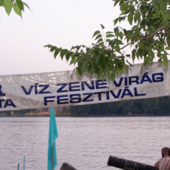 Víz, zene, virág fesztivál