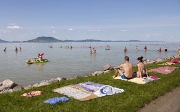 Nyolc új viharjelző állomást létesült a Balatonnál