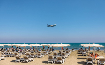 Szállás.hu: Siófok, Crikvenica, Karlovy Vary, Mamaia a közép-európai régió legkedveltebb üdülői a nyáron