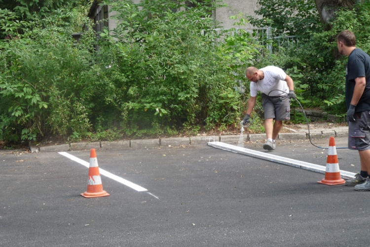 Megújultak a parkolók