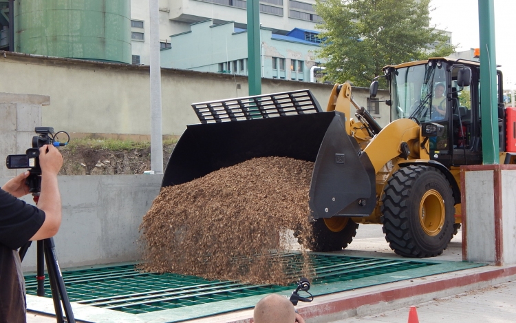 Biomasszával fűt az erőmű