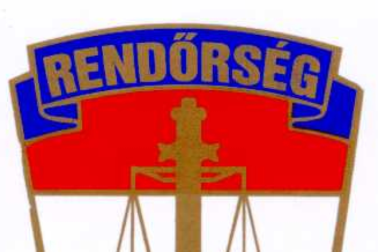 A gyanú szerint kozmetikumokat loptak