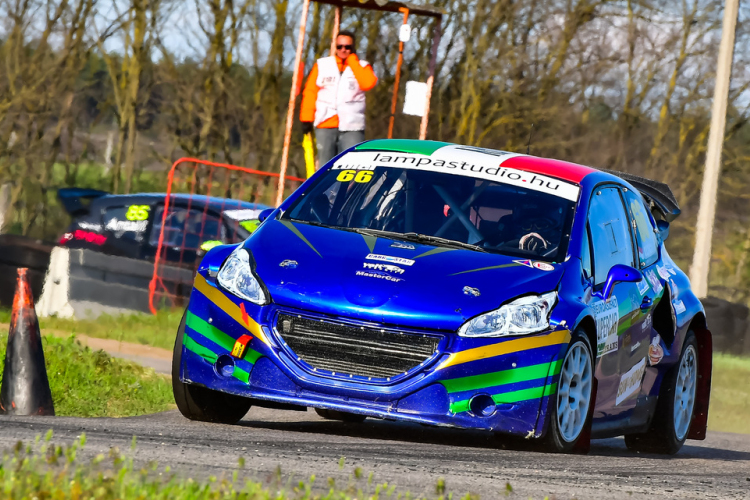 Győzelemmel debütált Luigi a Supercar kategóriában!